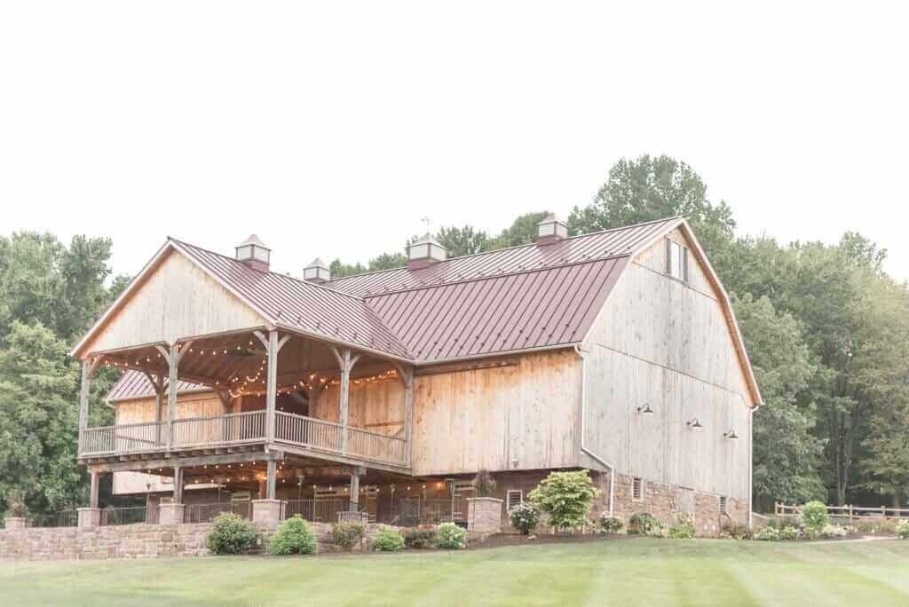 outside view of Spring Valley Farms